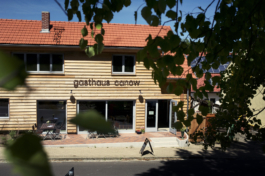 Urlaub im modernen Gasthaus in der Seenplatte